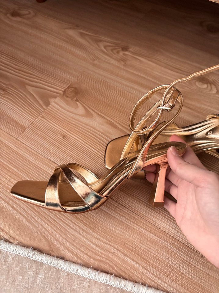 Stradivarius Topuklu Kadın Ayakkabı - Görsel 2