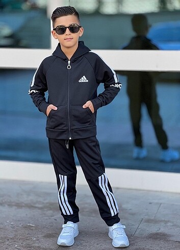 7 Yaş Beden Adidas model çocuk eşofman takım(7-8 yaş)