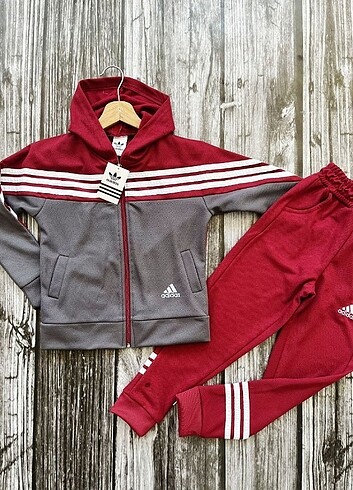 Adidas model eşofman takım 9-10 yaş