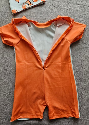 Kaplan Baskılı Erkek Çocuk Mayo ve Bone 4-5 yaş - Görsel 4