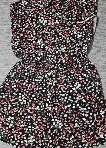 Çiçek Desenli Kısa Tulum - Görsel 2