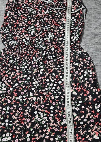 Çiçek Desenli Kısa Tulum - Görsel 5