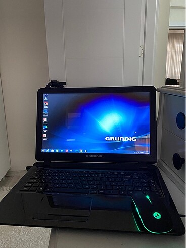 Grundig Dizüstü Bilgisayar
