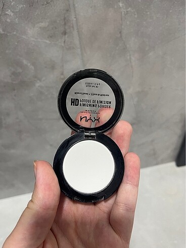 NYX Nyx mini pudra