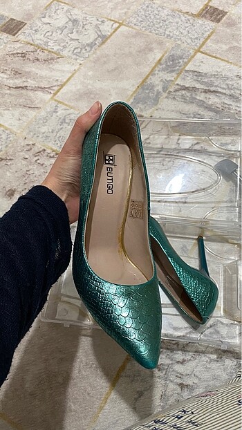 Butigo Stiletto
