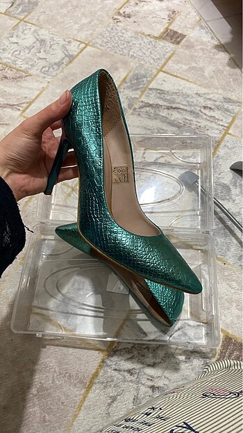 37 Beden yeşil Renk Stiletto