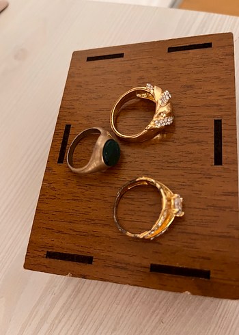 gold yüzükler