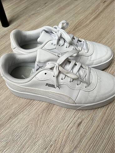 38 Beden Puma skye clean beyaz