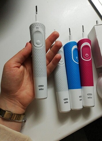 Braun şarjlı diş fırçası 