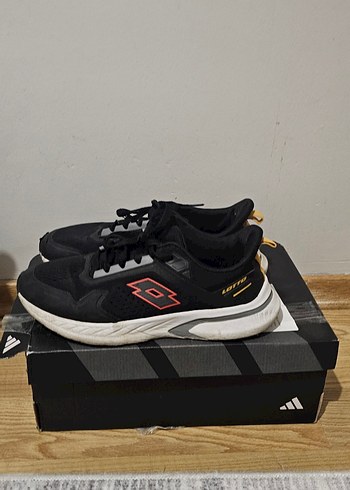 Siyah Bağcıklı Erkek Koşu ve Spor Ayakkabısı - Görsel 2