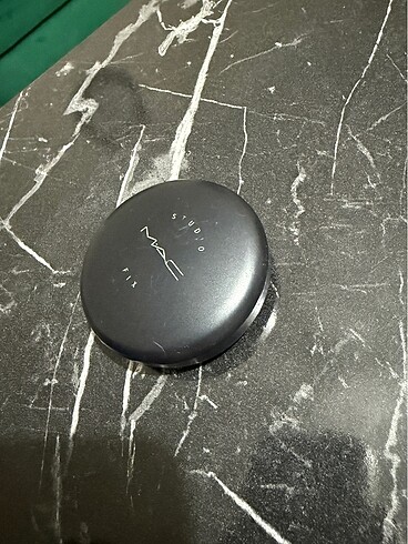 Mac Studio Fix Powder Plus Fondöten NW10