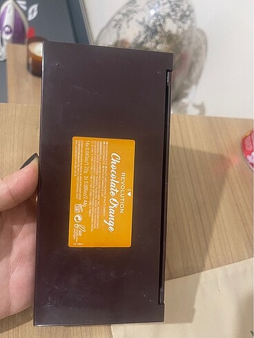 Beden I Heart Revolution Chocalate Orange Far Paleti