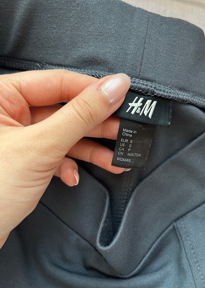 Gri Etek - Görsel 2