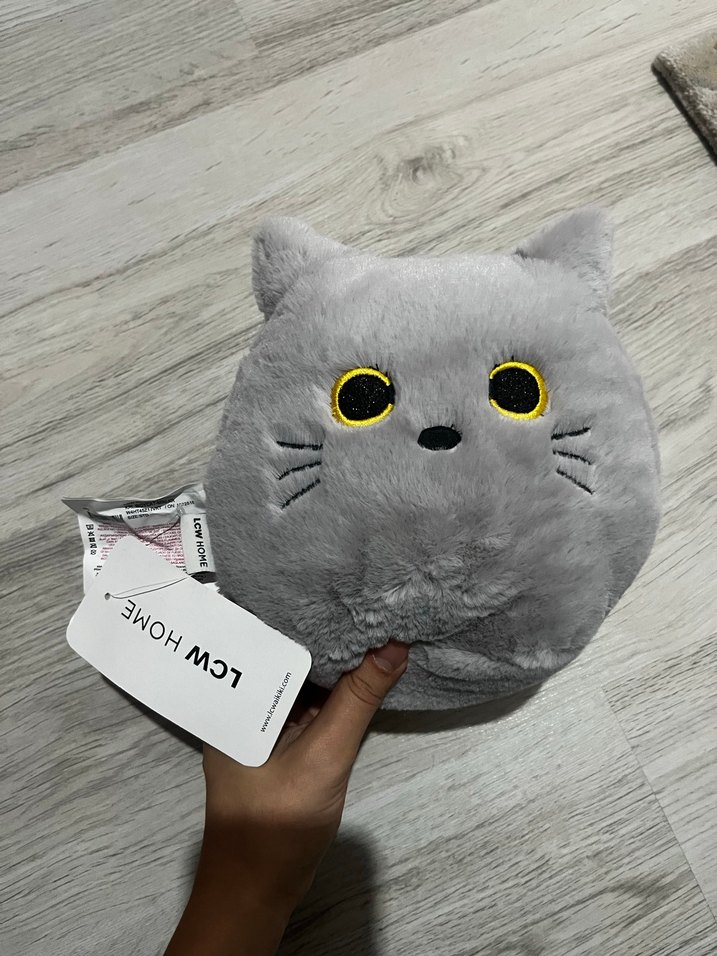 Gri Peluş Kedi Oyuncak - Görsel 3