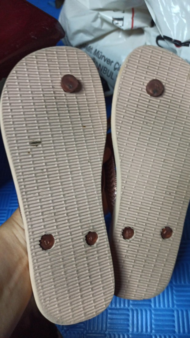 Kahverengi Parlak Tokalı Terlik - Görsel 3