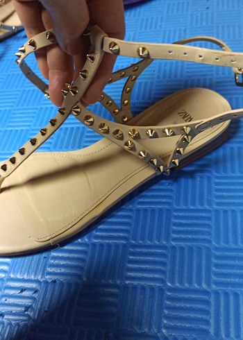 Bej Trok Detaylı İnce Topuklu Kadın Sandalet - Görsel 5