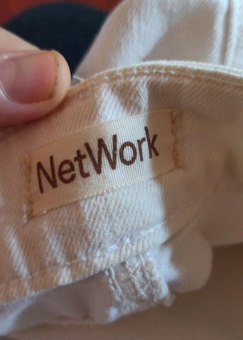 Düğmeli Beyaz Mini Kadın Şort - Görsel 5