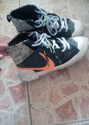 Gri Beyaz Punk Tarzı Erkek Ayakkabı Bağcığı - Görsel 3