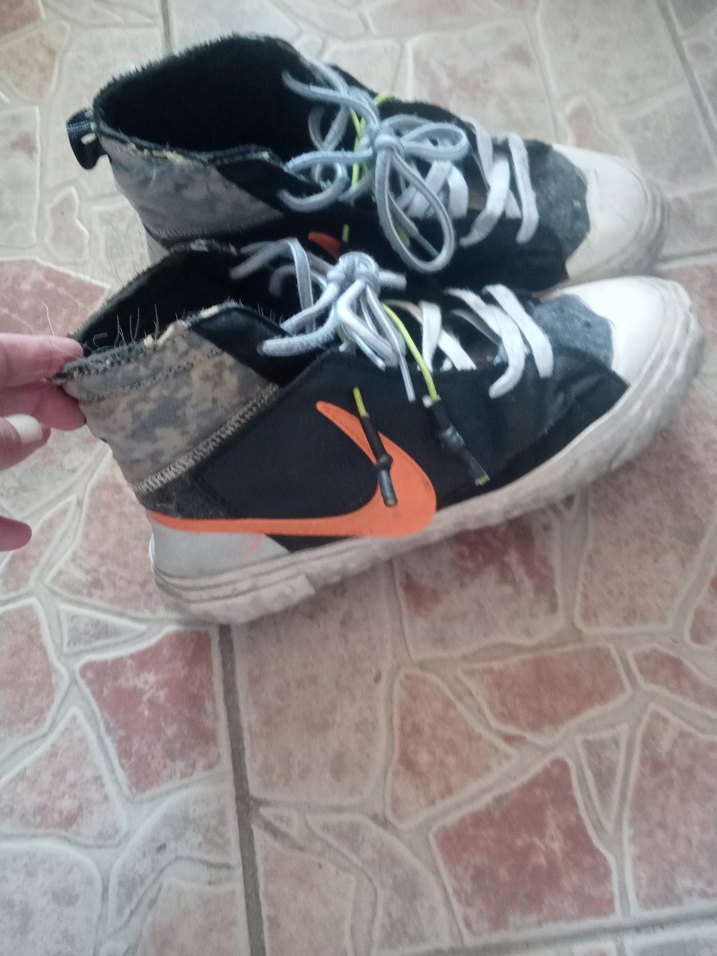 Gri Beyaz Punk Tarzı Erkek Ayakkabı Bağcığı - Görsel 3