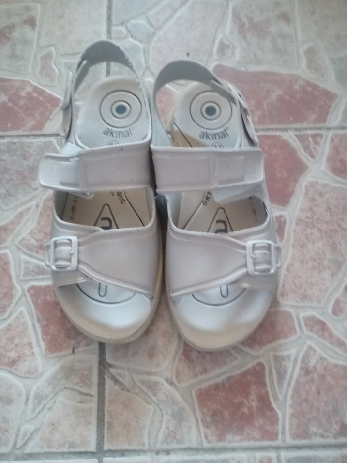 Beyaz Kadın Dolgu Topuklu Sandalet - Görsel 2