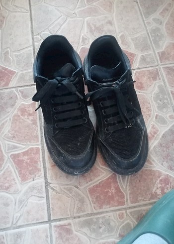 Alexander McQueen Siyah Bağcıklı Kadın Spor Ayakkabı