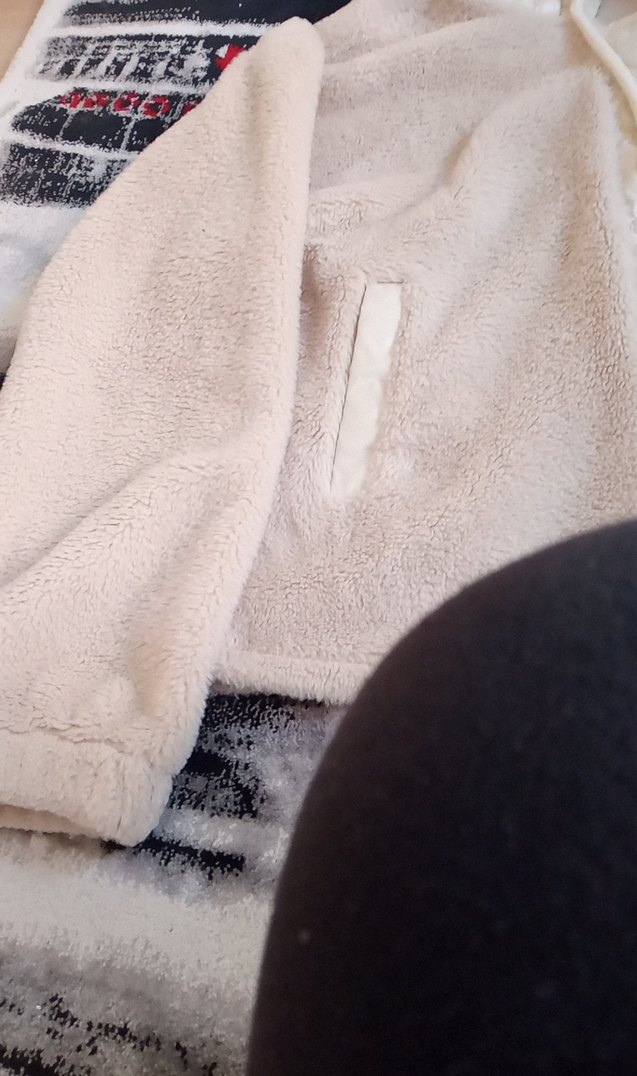 Beyaz Kadın Peluş Uzun Kollu Kaban - Görsel 3