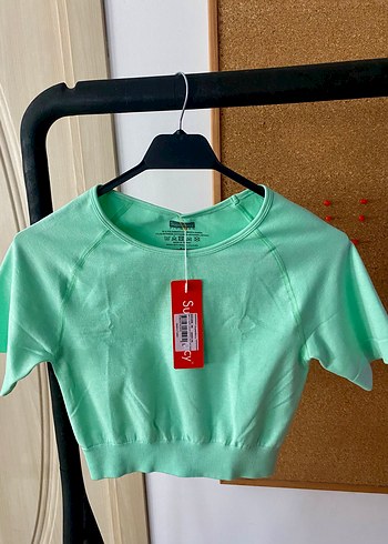 Yeşil Kısa Kollu Crop Top