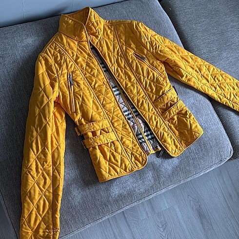 BURBERRY KAPİTONE MONT