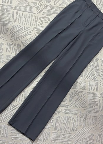Gri Kadın Kumaş Pantolon Pilili - Görsel 3