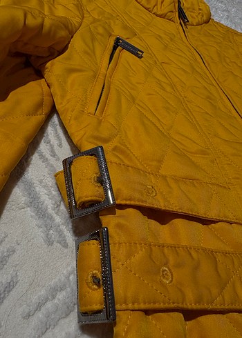 Burberry hardal sarı ceket - Görsel 2