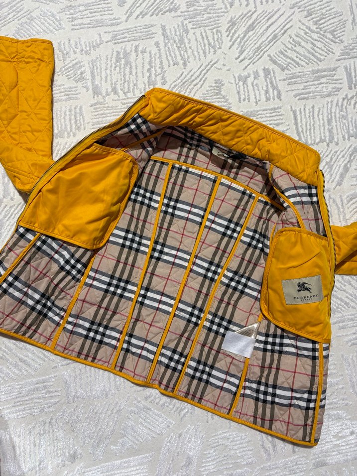 Burberry hardal sarı ceket - Görsel 5