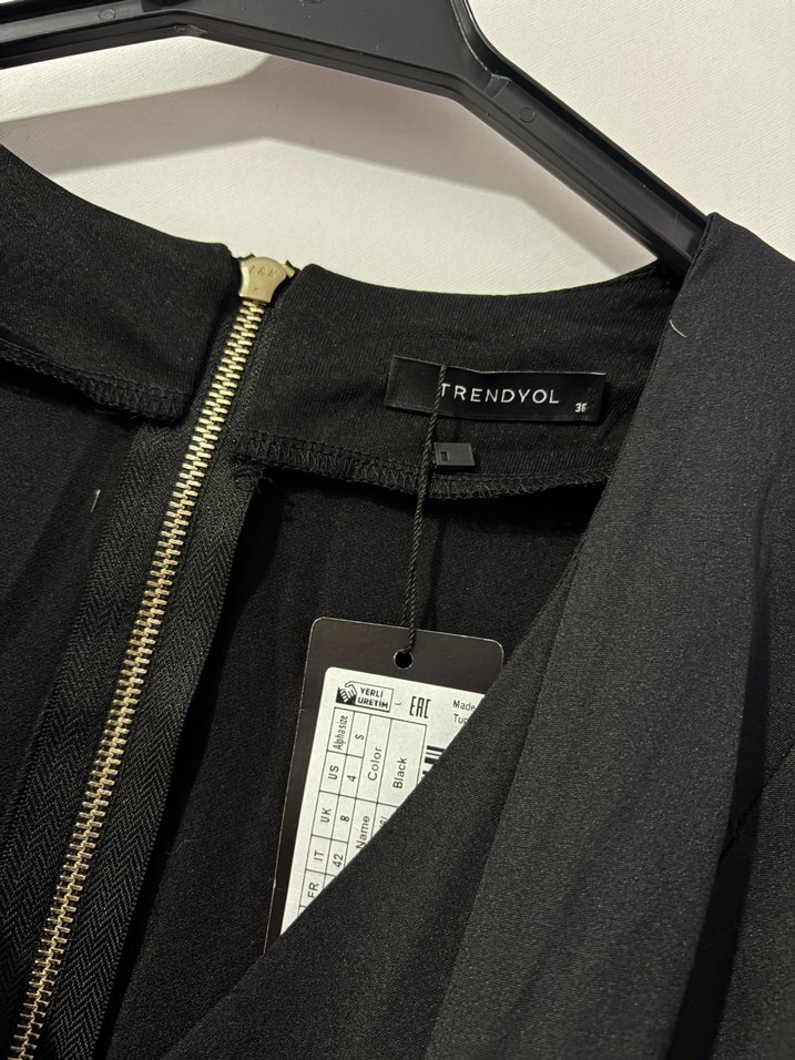 Düğmeli Siyah Midi Kadın elbise - Görsel 3