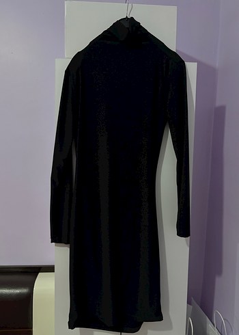 Siyah Uzun Kollu Yüksek Yakalı Drapeli Elbise - Görsel 4