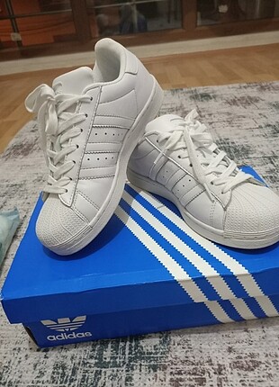 Adidas süperstar