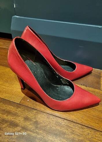 Nine West Kırmızı deri topuklu ayakkabı