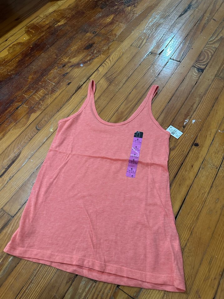 Pembe Salaş Kadın Atlet - Görsel 2