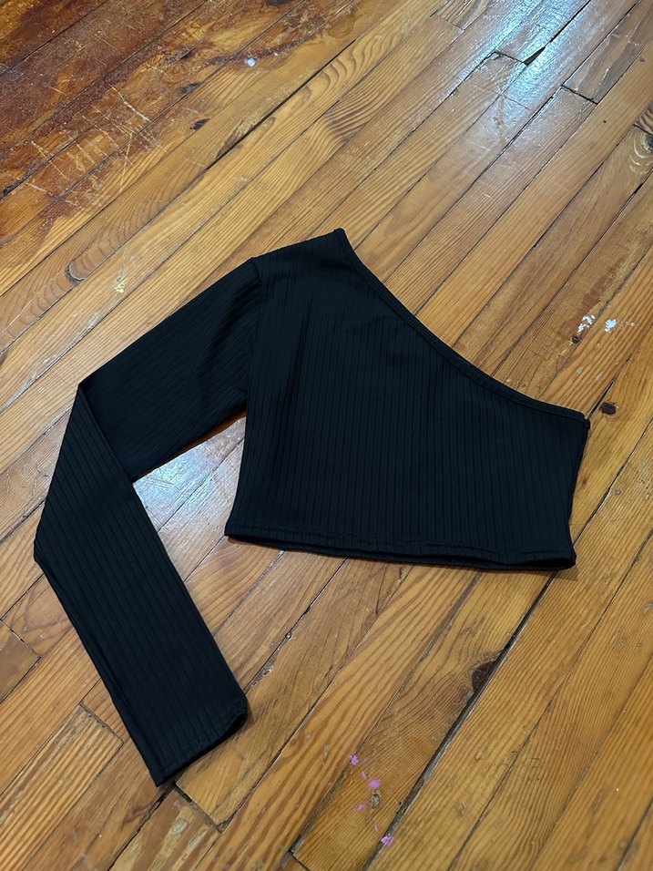 Tek Kollu Siyah Örme Bluz - Görsel 2