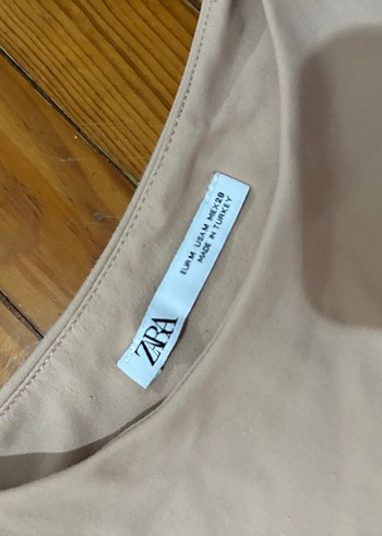 Bej Yüksek Yakalı Kolsuz Kadın Body - Görsel 3