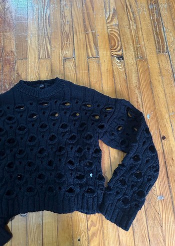 Delikli Siyah Örgü Kazak - Görsel 5