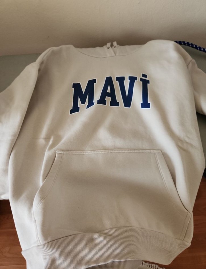 Beyaz Kapüşonlu Mavi Baskılı Sweatshirt - Görsel 2