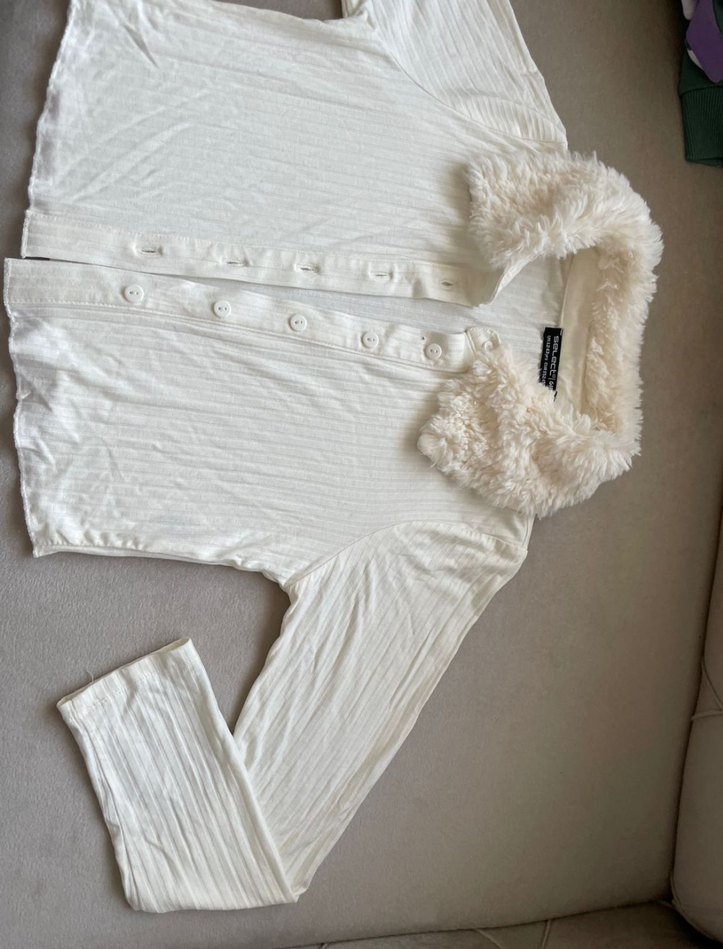 Kadın Beyaz Pamuklu Kürklü Uzun Kollu Gömlek - Görsel 3