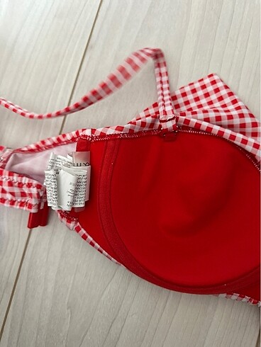 xs Beden Bikini üstü