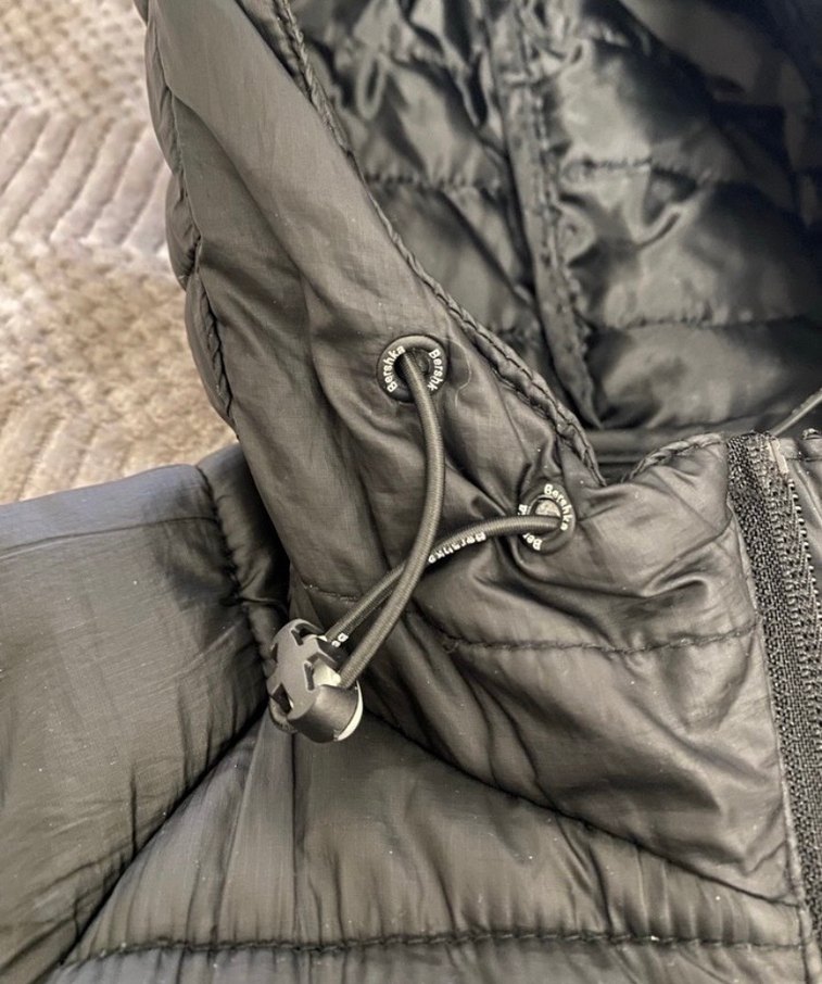 Kadın Siyah Kapüşonlu Kış Montu - Görsel 2