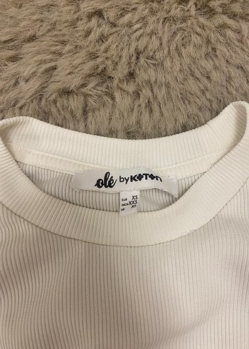 Kadın Beyaz Uzun Kollu Crop Top - Görsel 2