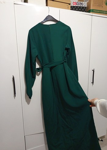 Kemerli Uzun Kollu Yeşil Elbise - Görsel 2