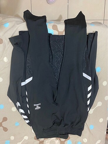 Hummel eşofman takımı
