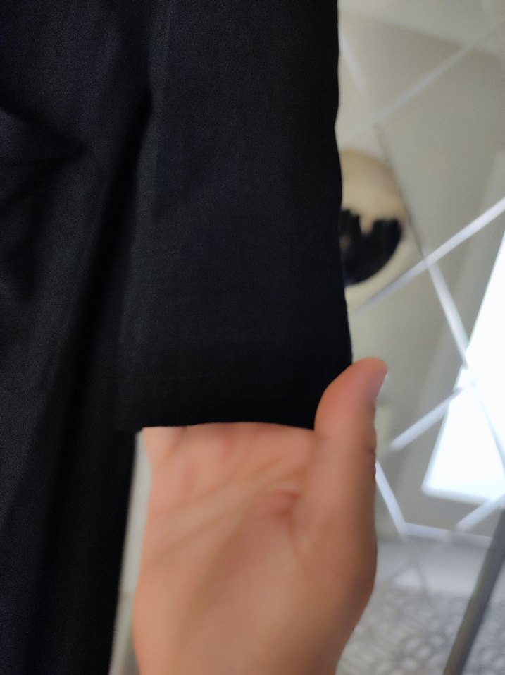 Düğmeli Siyah Uzun Keten Elbise - Görsel 5