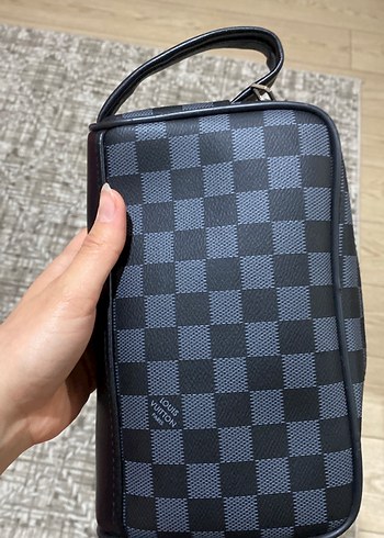 Louis Vuitton Erkek el çantası