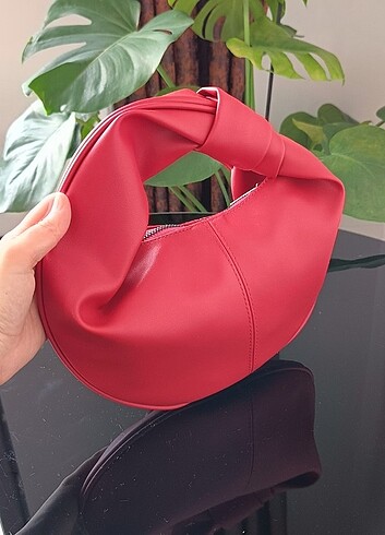 Beden CAPSULE KIRMIZI