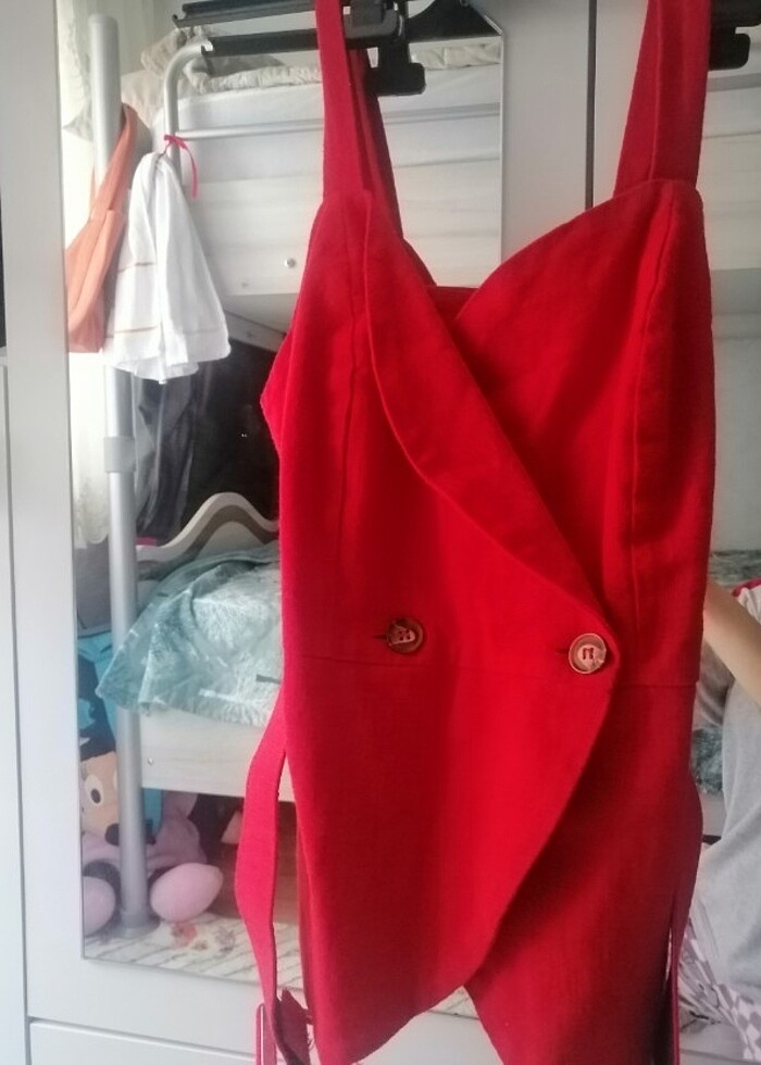 Kırmızı askılı bluz - Görsel 2